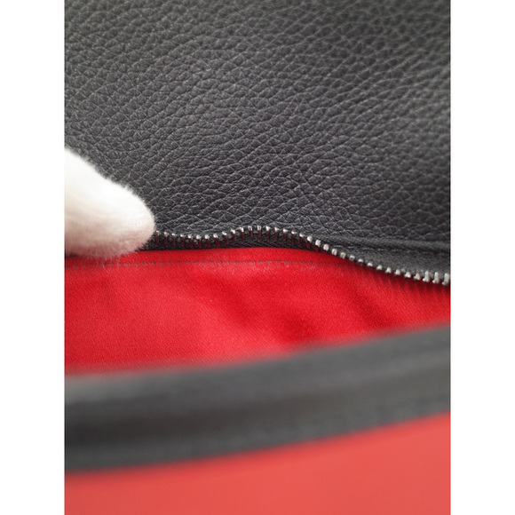 Christian Louboutin Bench Reporter Medium Shoulder Bag - Picture 9 of 9
